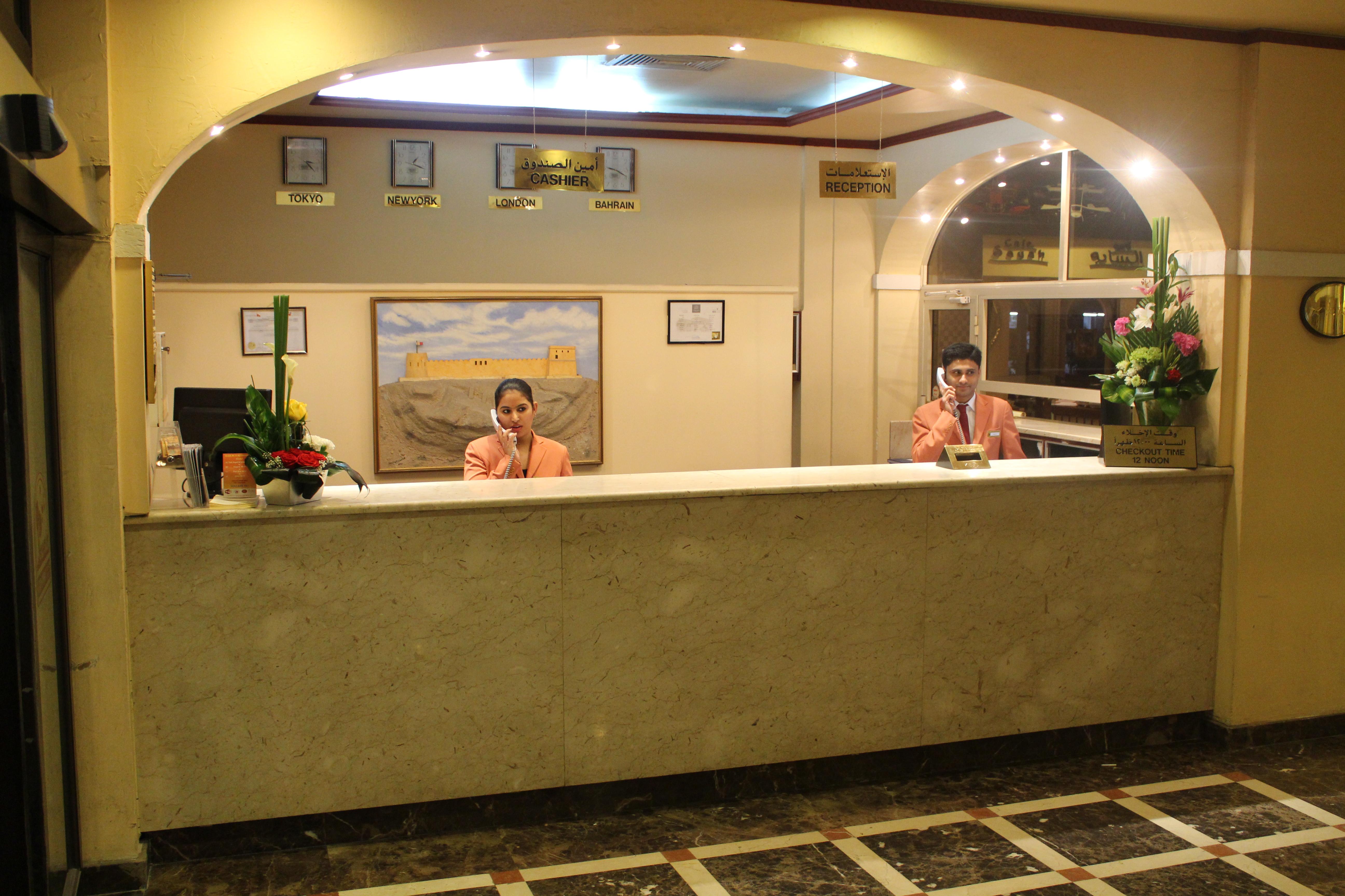 Delmon International Hotel Manama Dış mekan fotoğraf