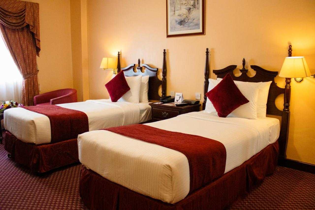 Delmon International Hotel Manama Dış mekan fotoğraf