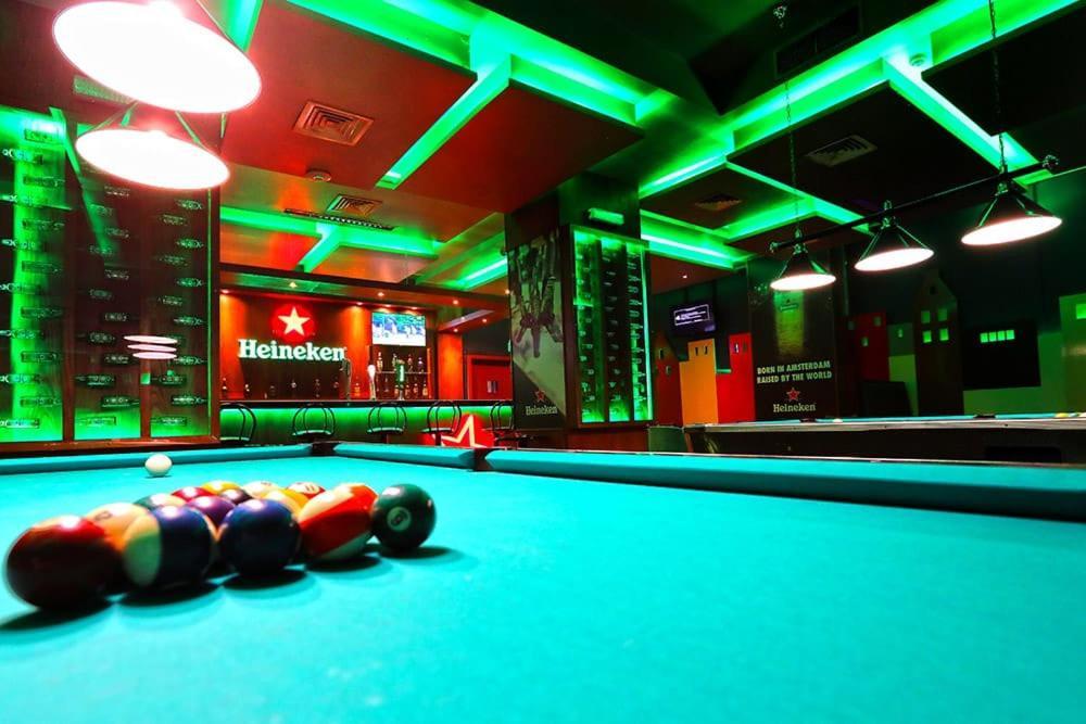 Delmon International Hotel Manama Dış mekan fotoğraf