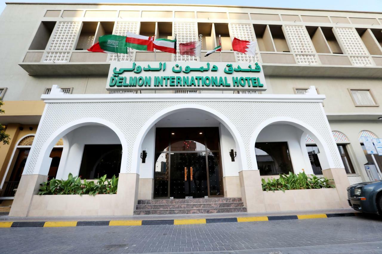 Delmon International Hotel Manama Dış mekan fotoğraf